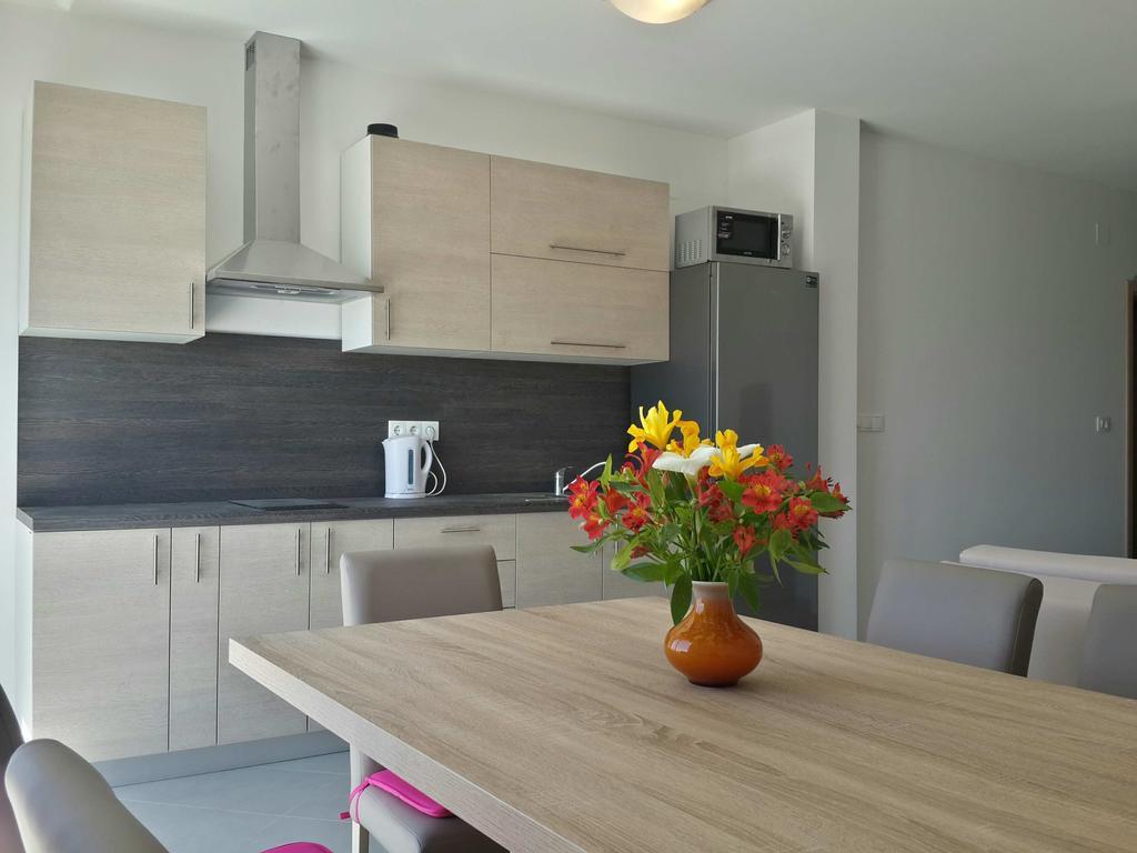 Solmaris Apartments Sukošan エクステリア 写真